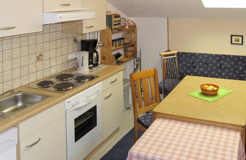 Ried im Zillertal Apartment | Lovely apartment for 6 people with WIFI, TV, balcony and parking