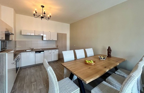 Zittau Apartment | Lovely apartment for 6 guests with WIFI, TV, patio and pets allowed