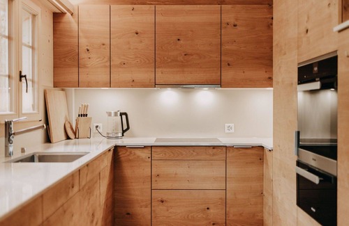 Saanen Apartment | Lovely apartment for 6 guests with WIFI and balcony