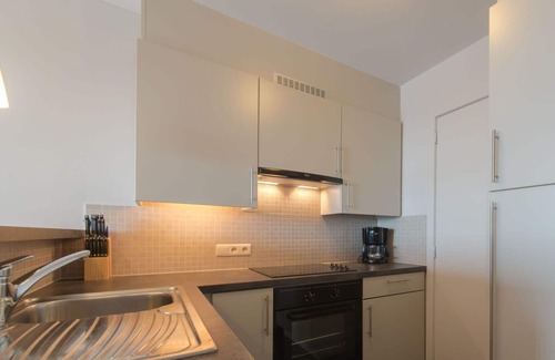 Blankenberge Apartment | Lovely apartment for 4 guests with WIFI, TV, balcony and parking