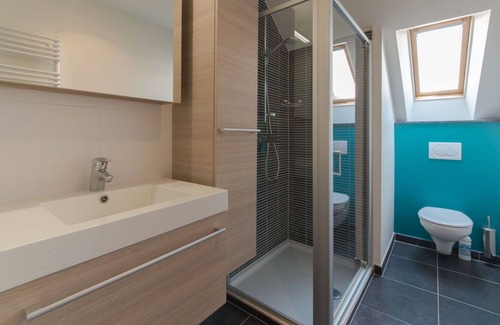 Blankenberge Apartment | Lovely apartment for 4 guests with WIFI, TV, balcony and parking