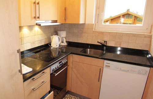 Saas-Fee Apartment | Lovely apartment for 6 people with WIFI, TV and balcony