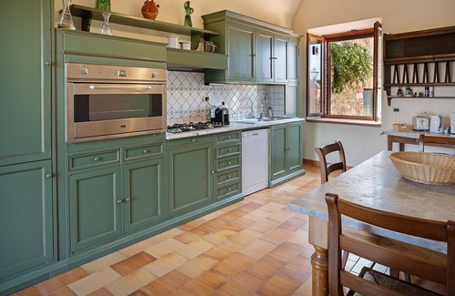San Gimignano Apartment | Lovely apartment for 10 people with WIFI, pool, A/C and panoramic view, close to San Gimignano