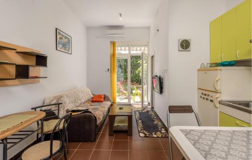 Novi Vinodolski Apartment | Lovely Apartment In Novi Vinodolski