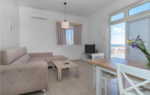 Klanfari Apartment | Lovely Apartment In Dramalj