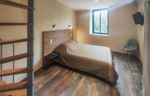 Saint-Chinian Apartment | Lovely Apartment In Saint Chinian