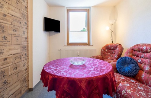 Rathmannsdorf Apartment | Lovely Apartment in Saxony with Terrace