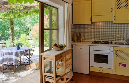 Montieri House | Lovely apartment in villa for 4 guests with pool, terrace and pets allowed