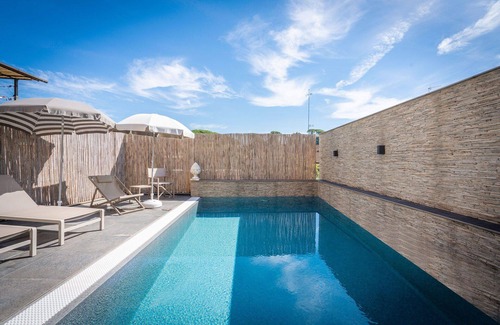 Lamporecchio Apartment | Lovely apartment for 4 guests with pool, WIFI, A/C, TV, terrace and panoramic view