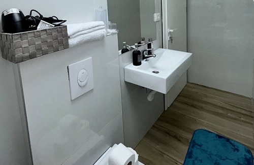 Tirana Apartment | Lovely Apartment near Tirana Lake