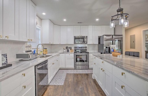 Pittsburgh House | Lovely Atlanta Home Less Than 3 Mi to State Farm Arena!