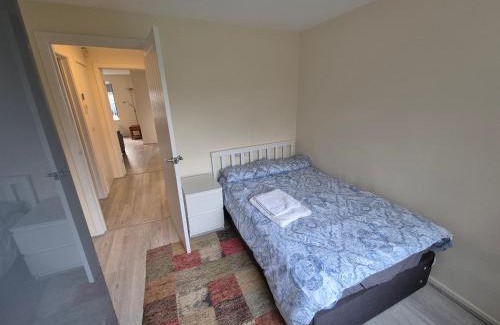 Borehamwood Apartment | Lovely & Beautiful 2 Bed-Apartment in Borehamwood