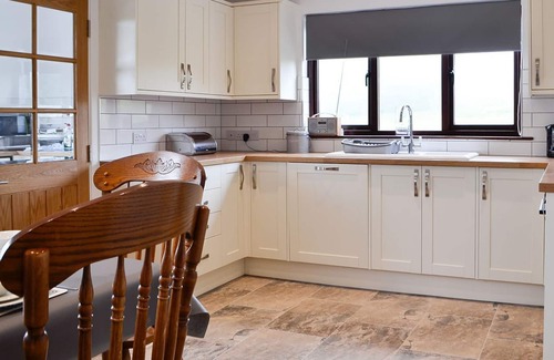 Lampeter Cottage | Lovely bungalow surrounded by rolling countryside and just 18 miles from Aberaeron.