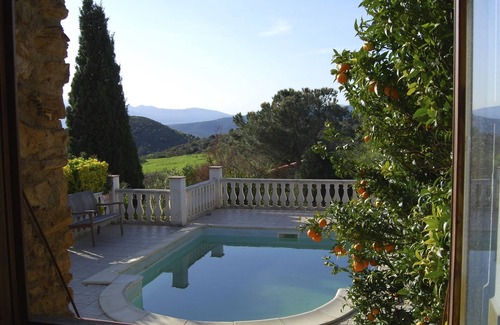 Castelnou Villa | Lovely Catalan villa with private pool and stunning views in peaceful location