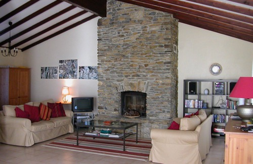 Castelnou Villa | Lovely Catalan villa with private pool and stunning views in peaceful location