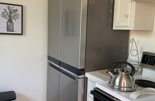 Knoxville Condo | Lovely/Clean 1Bedroom Knoxville Condo-12mins to UT