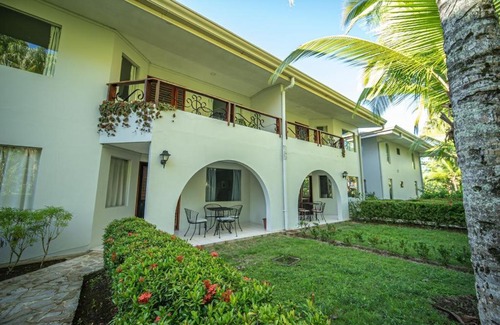 Damas Apartment | Lovely Condo near monkey habitat and beach