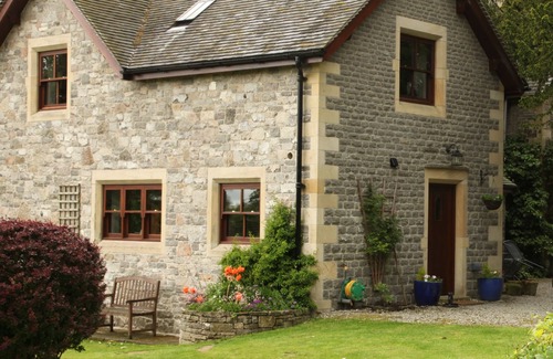 Newton Grange Cottage | Lovely converted barn in secluded gardens in Dovedale Peak District Derbyshire