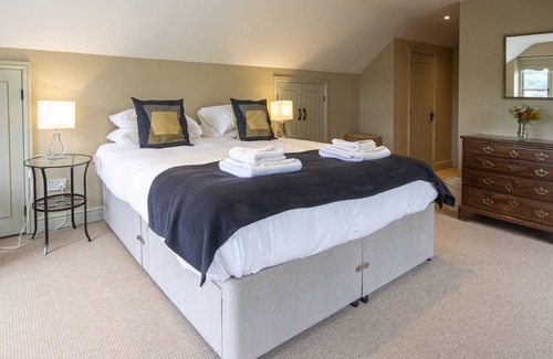 Inchbrook Other | Lovely Cotswolds farm house on an award winning vineyard with stunning views