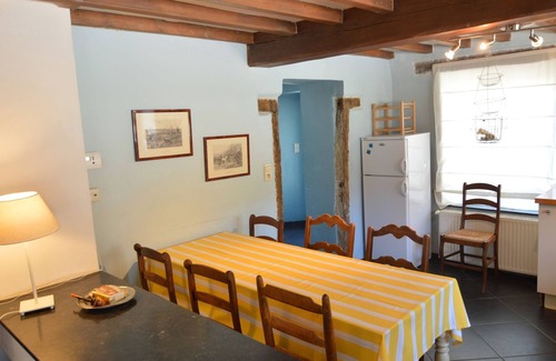 Alle Cottage | Lovely Cottage in Alle with Garden
