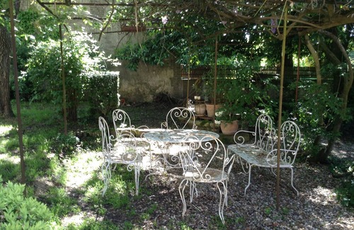 Saint-Sylvestre-sur-Lot House | Lovely house in the center of the village