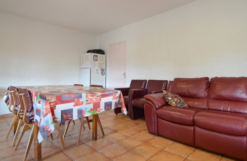 Cornillon House | Lovely home in Cornillon with WiFi