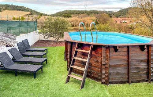 Cruzy House | Lovely Home In Cruzy With Kitchen