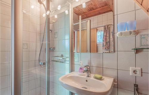 Friedrichskoog-Spitze House | Lovely Home In Friedrichskoog With Wifi