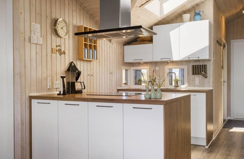 Bjerregaard House | Lovely home in Hvide Sande with sauna