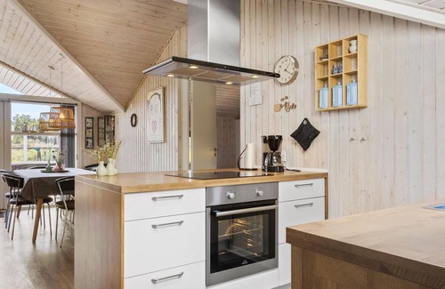 Bjerregaard House | Lovely home in Hvide Sande with sauna