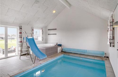 Nr. Lyngby House | Lovely Home In Løkken With Sauna