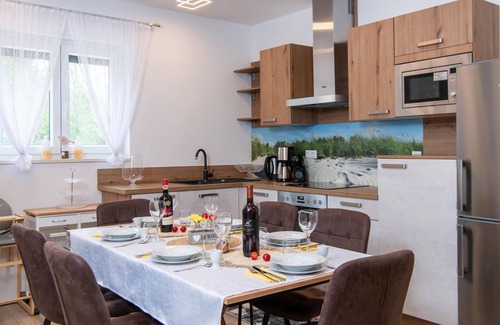Kapelica House | Lovely home in Labin with WiFi