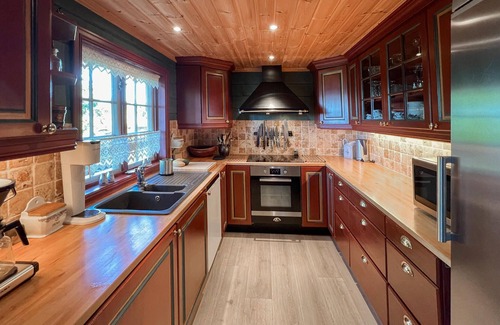 yer House | Lovely home in øyer with WiFi