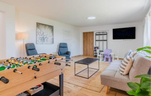 Jastrebarsko House | Lovely Home In Paljugi With Sauna