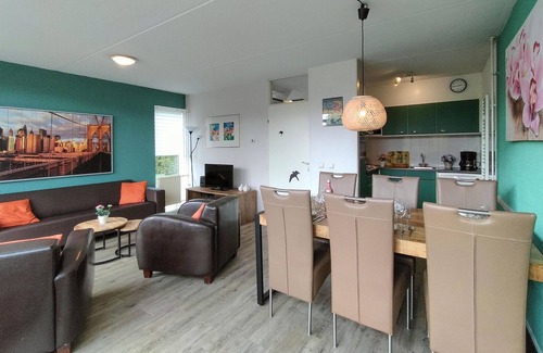 Vlagtwedde House | Lovely home in Vlagtwedde with kitchen