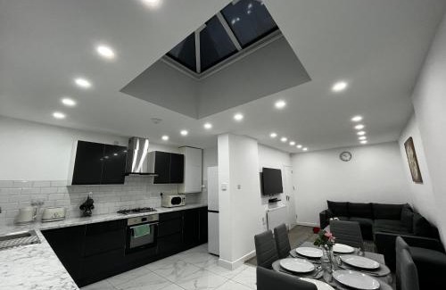 Sheldon Apartment | Lovely Home near BHX airport, NEC