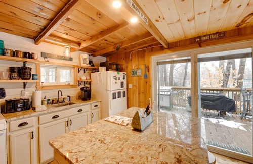 South Casco Cabin | Lovely Maine Cabin w/Deck, Gas Grill & Fire Pit!