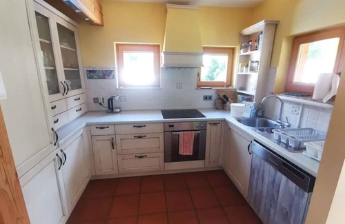 Zgornje Jezersko House | Lovely mountain house with heated pool
