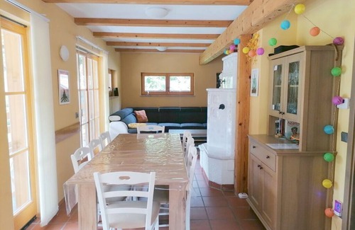 Zgornje Jezersko House | Lovely mountain house with heated pool