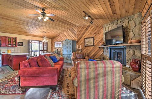 Angel Fire Apartment | Lovely New Mexico Retreat with 4 Private Balconies!