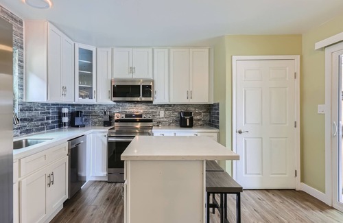 Villa De Paz House | Lovely Oasis in the Desert Close to State Farm Stadium