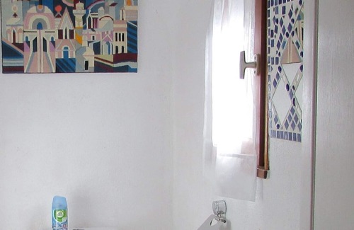 Golinhac Cottage | Lovely old character cottage overlooking the river Lot