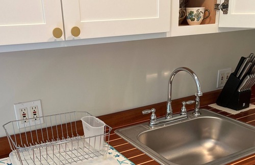 Nantucket Town House | LOVELY, one bedroom cottage- cul de sac off Main Street