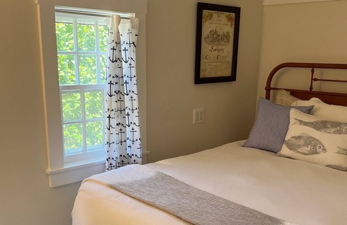 Nantucket Town House | LOVELY, one bedroom cottage- cul de sac off Main Street