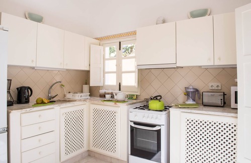Tavira Cottage | Lovely Portuguese house with stunning views from the roof terrace to the sea