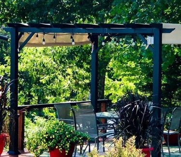 Lincolnville House | Lovely Retreat with a Private Deck in a Bed and Breakfast near Rockland, Maine