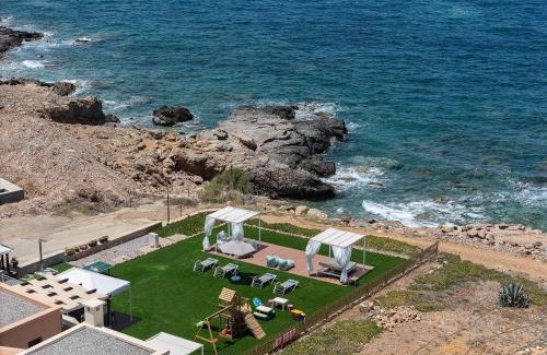 Panormos Apartment | Lovely seaside apartments, walking distance to the beach & amenities!