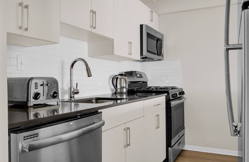 West End Apartment | Lovely Spacious Beacon Hill 1BR w/Views, Gym by Blueground