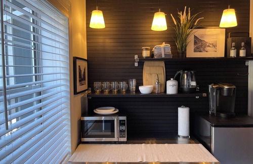 Colonialtown North Cottage | Lovely Spacious Guesthouse in Mills 50 District, Orlando