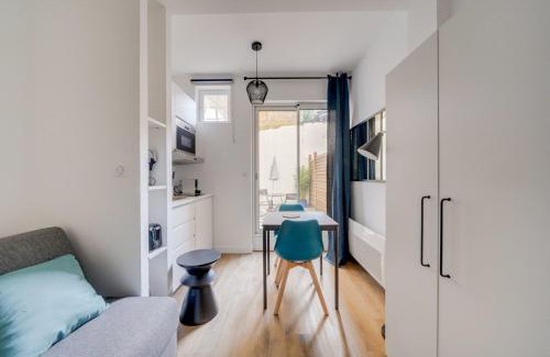 Grand Parc-Paul Doumer Apartment | Lovely studio in Chartrons with terrace